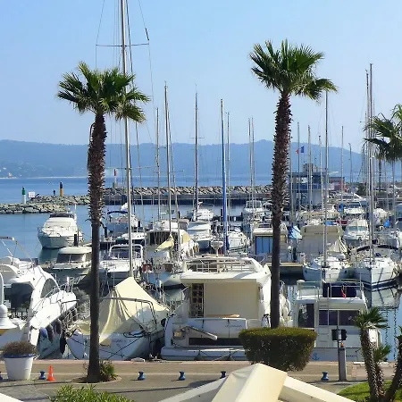 Du Port アパート *